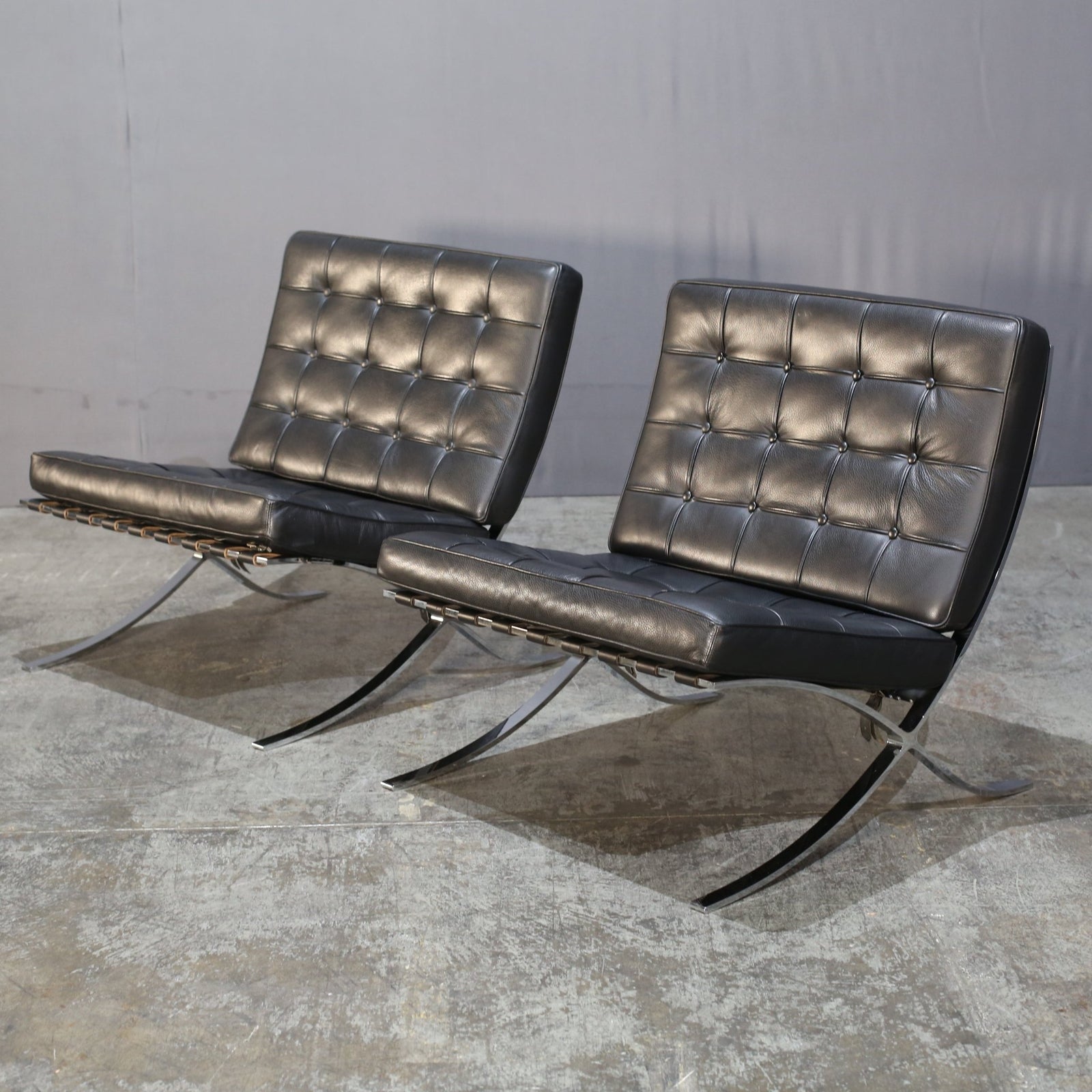 Alivar Barcelona Chair by Mies van der Rohe @ REHAUS