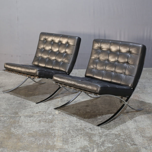 Alivar Barcelona Chair by Mies van der Rohe @ REHAUS