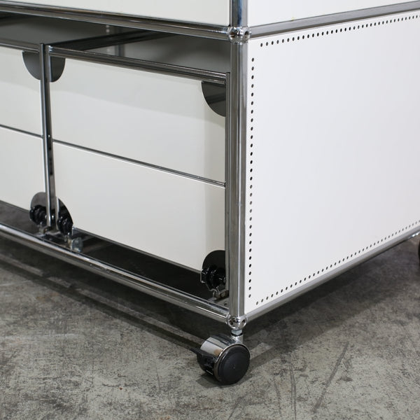 Aram Balchandani Hallway Storage Unit by USM @ REHAUS