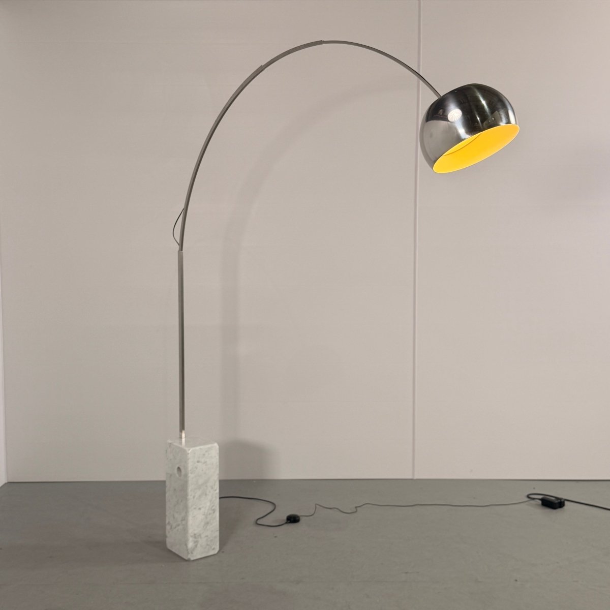 Arco Floor Lamp by Flos @ REHAUS