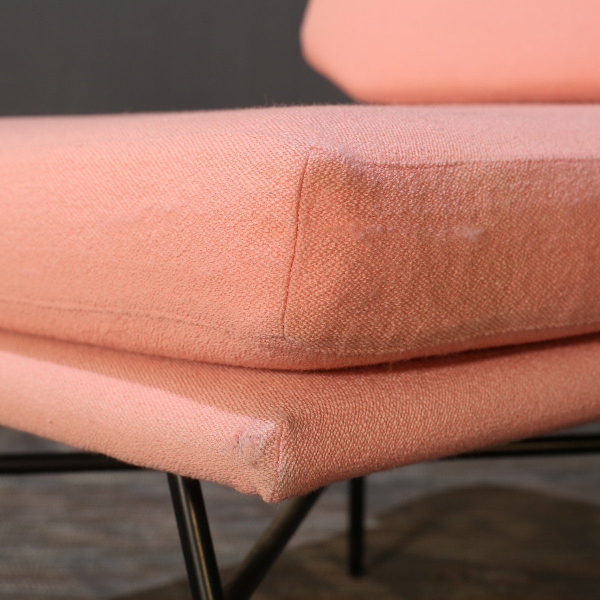 Arflex Pink Elettra Lounge Chair by B.B.P.R. Studio @ REHAUS