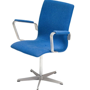 Arne Jacobsen for Fritz Hansen Blue Fabric Model 3291 Oxford Office Chair - REHAUS - arne jacobsen