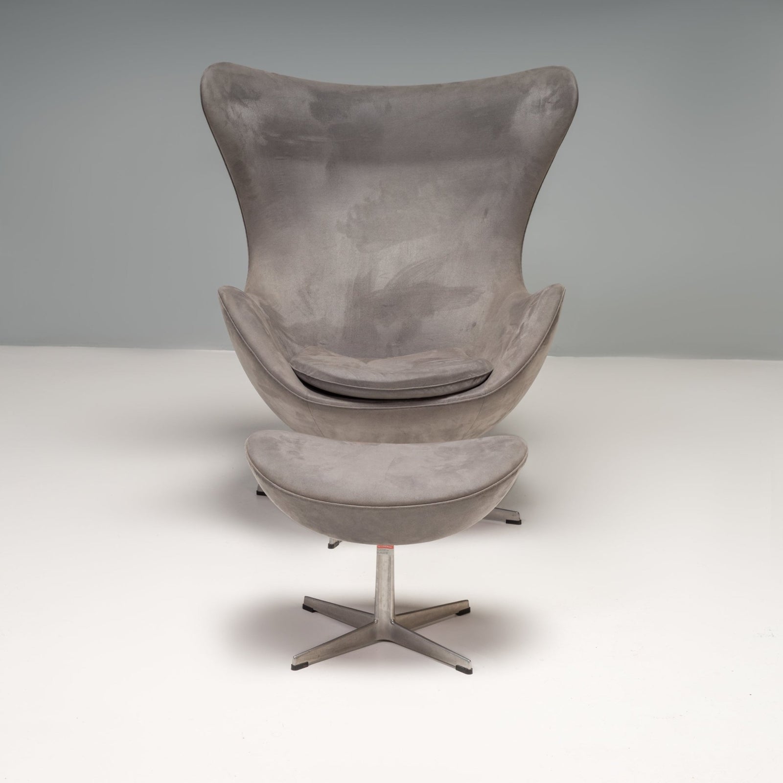 Arne Jacobsen for Fritz Hansen Grey Suede Egg Chair & Footstool @ REHAUS