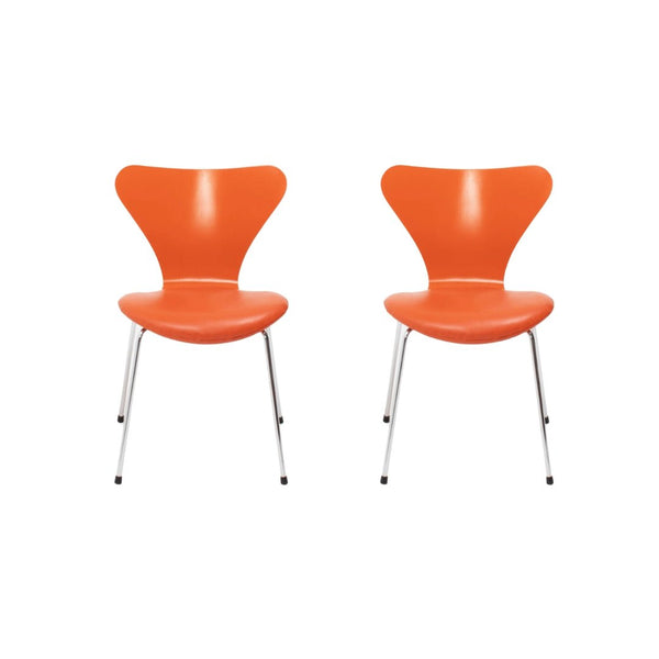 Arne Jacobsen for Fritz Hansen Orange Leather Series 7 Chairs, Set of Two @ REHAUS