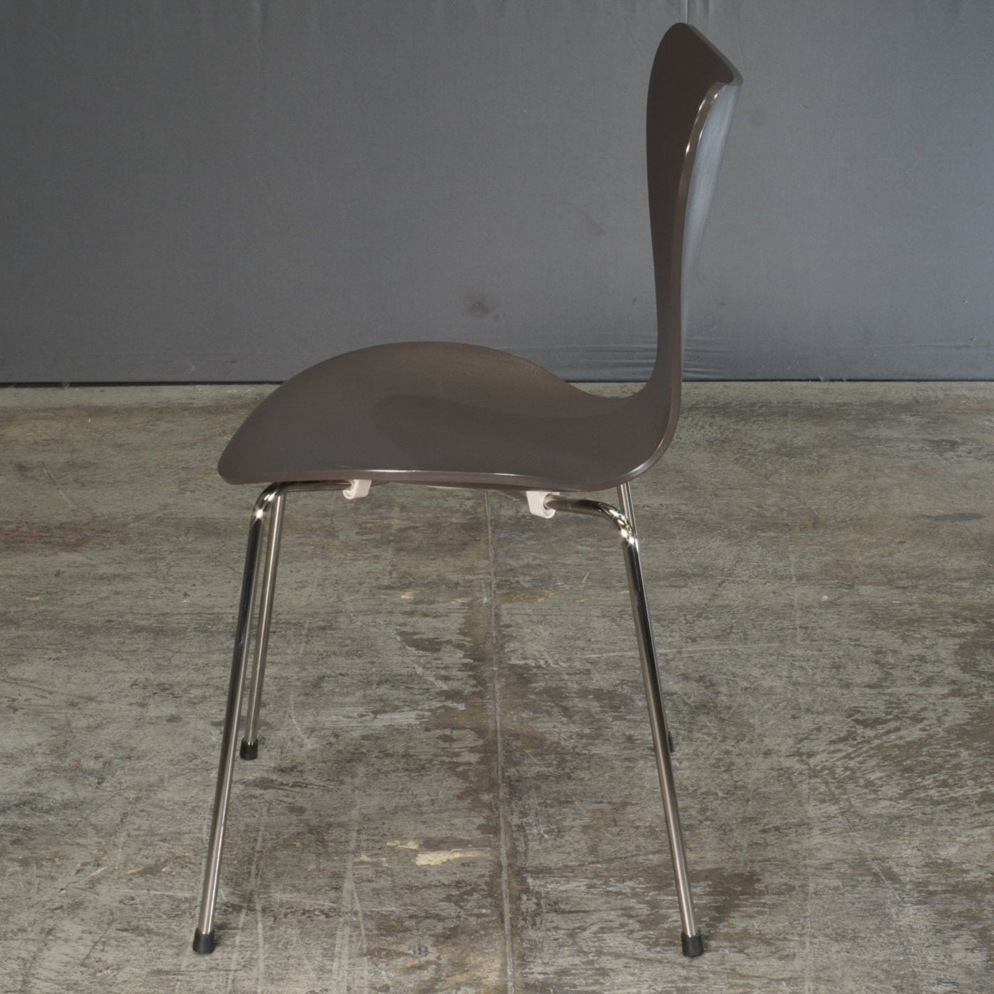 Arne Jacobsen Series 7 Chair by Fritz Hansen @ REHAUS