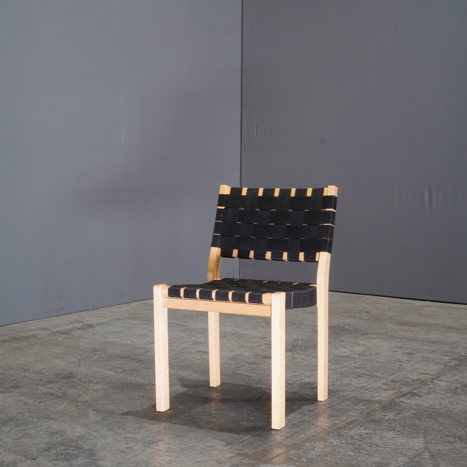 Artek 611 Woven Chair by Alvar Aalto - REHAUS - Artek