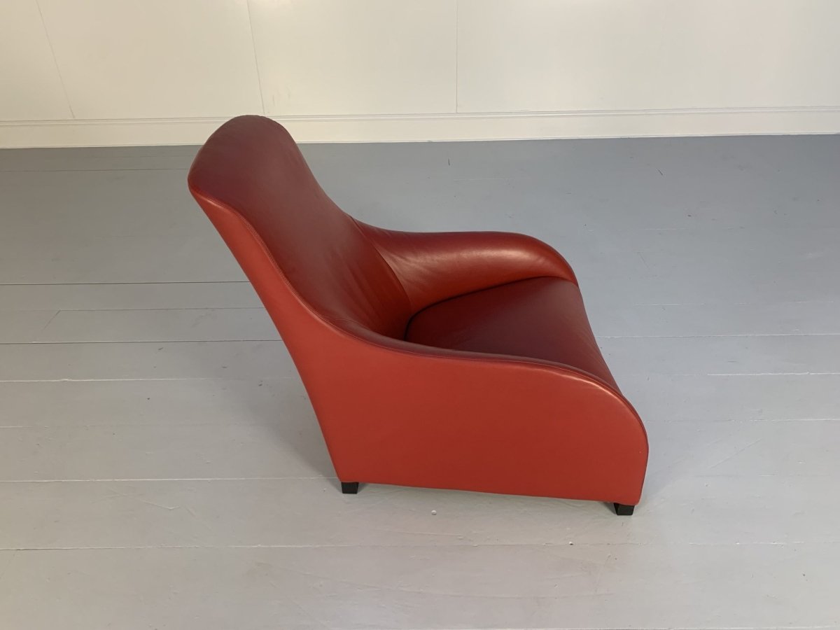 B&B Italia Armchair - Maxalto Kalos 9750 - In Oxblood Gamma Leather @ REHAUS