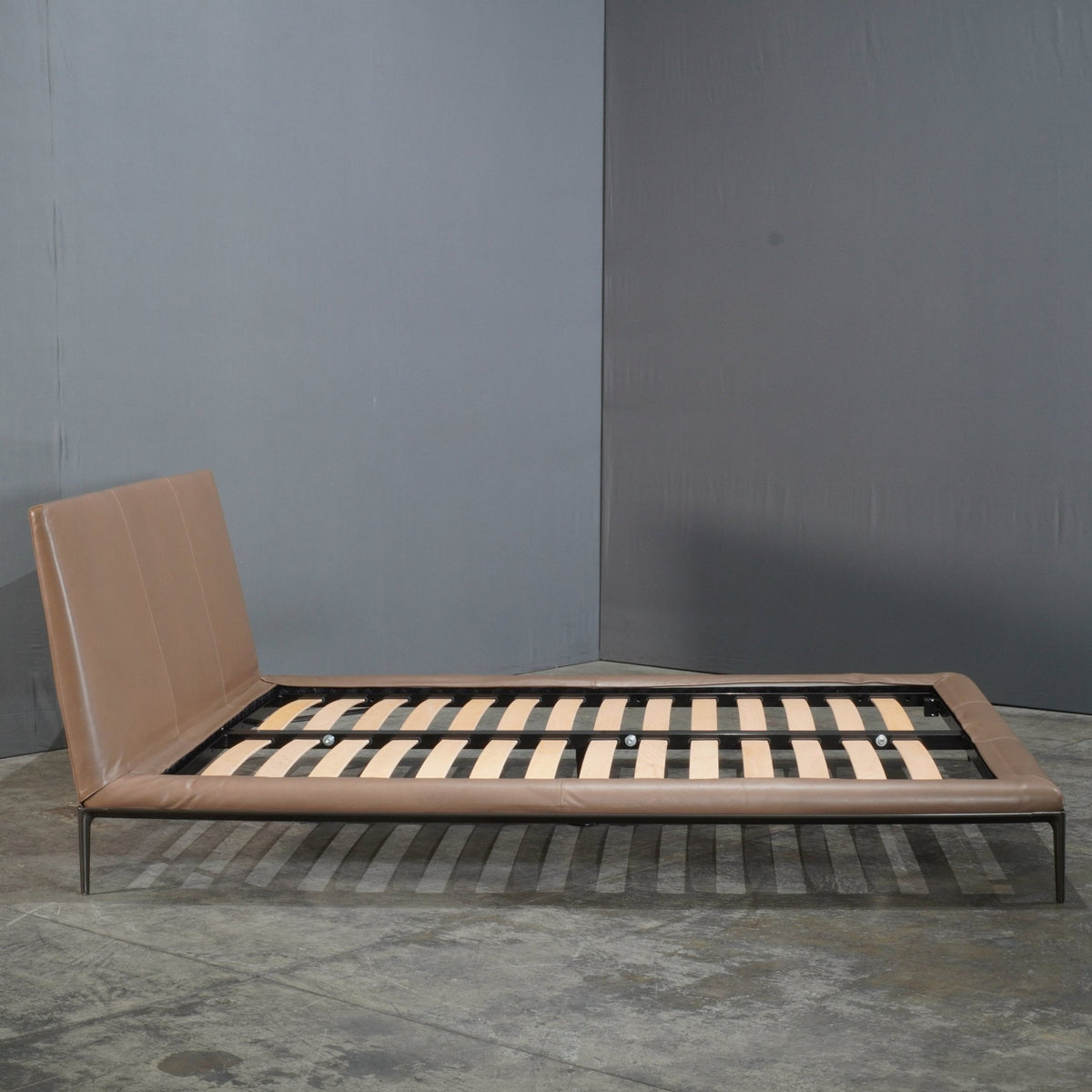 B&B Italia Atoll Queen Bed by Citterio @ REHAUS