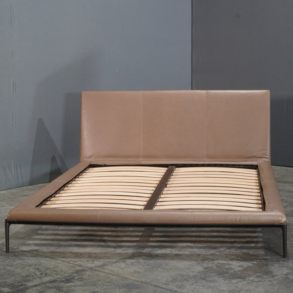 B&B Italia Atoll Queen Bed by Citterio @ REHAUS
