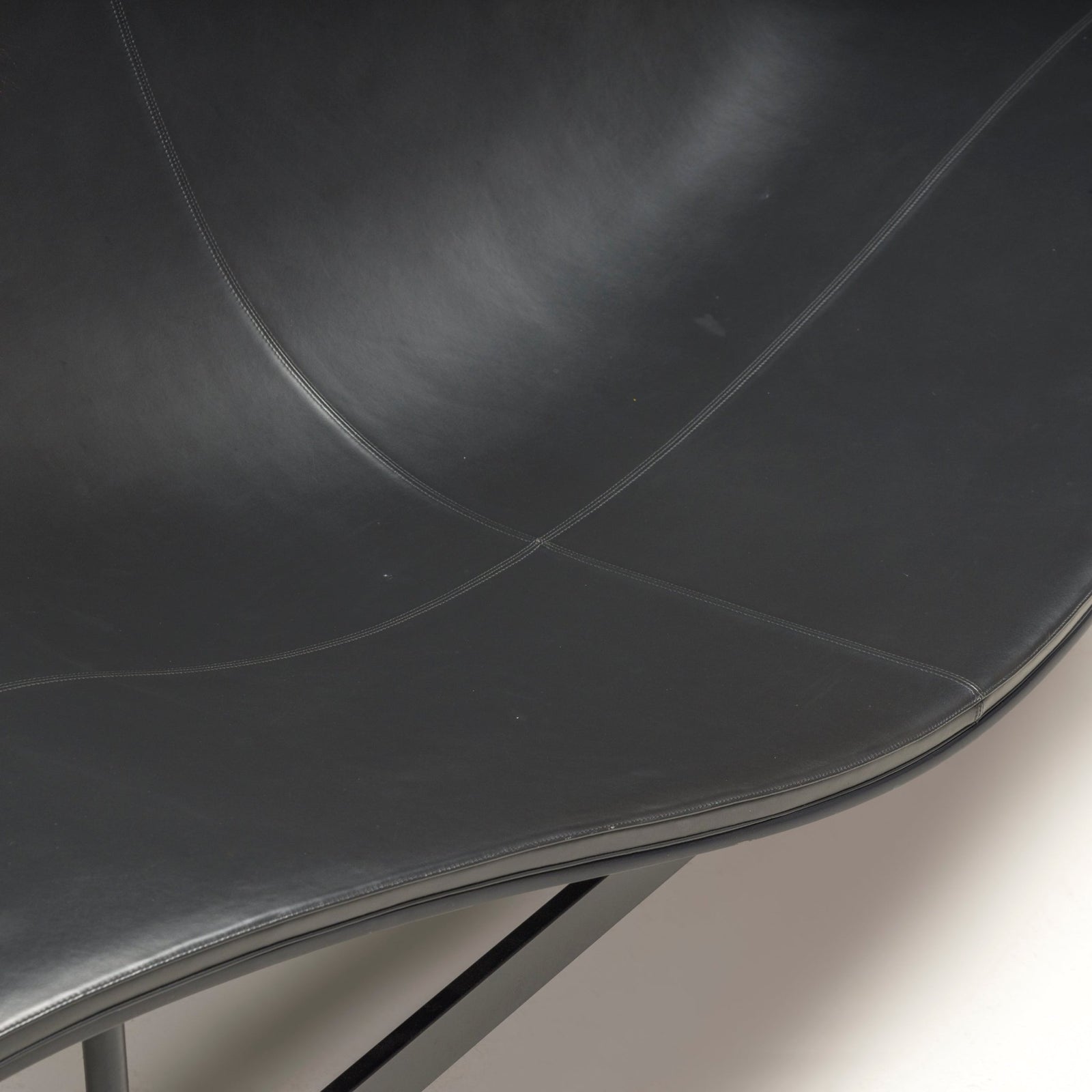 B&B Italia Black Leather Terminal 1 Chaise Longue Armchair by Jean - Marie Massaud - REHAUS - B&B Italia