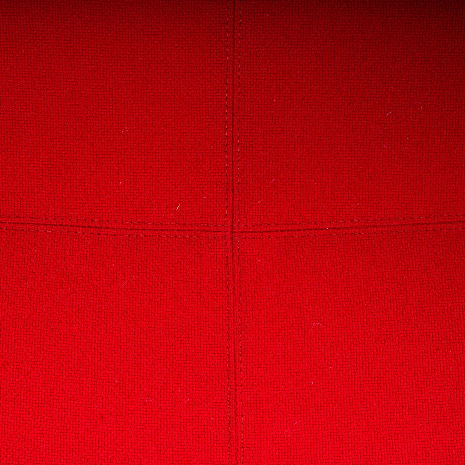 B&B Italia by Naoto Fukasawa Red Papilio Loveseat Sofa - REHAUS - Naoto Fukasawa