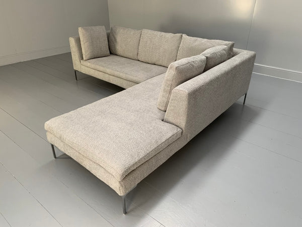B&B Italia Charles L - Shape Sofa - In Pale Grey Boucle @ REHAUS