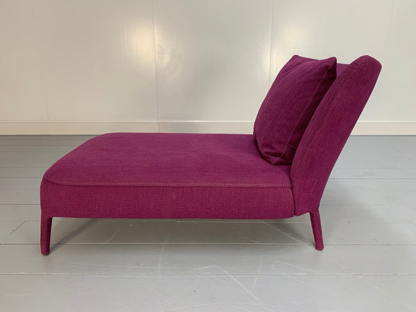 B&B Italia Febo Chaise Longue Sofa in Violet Enia Chenille @ REHAUS