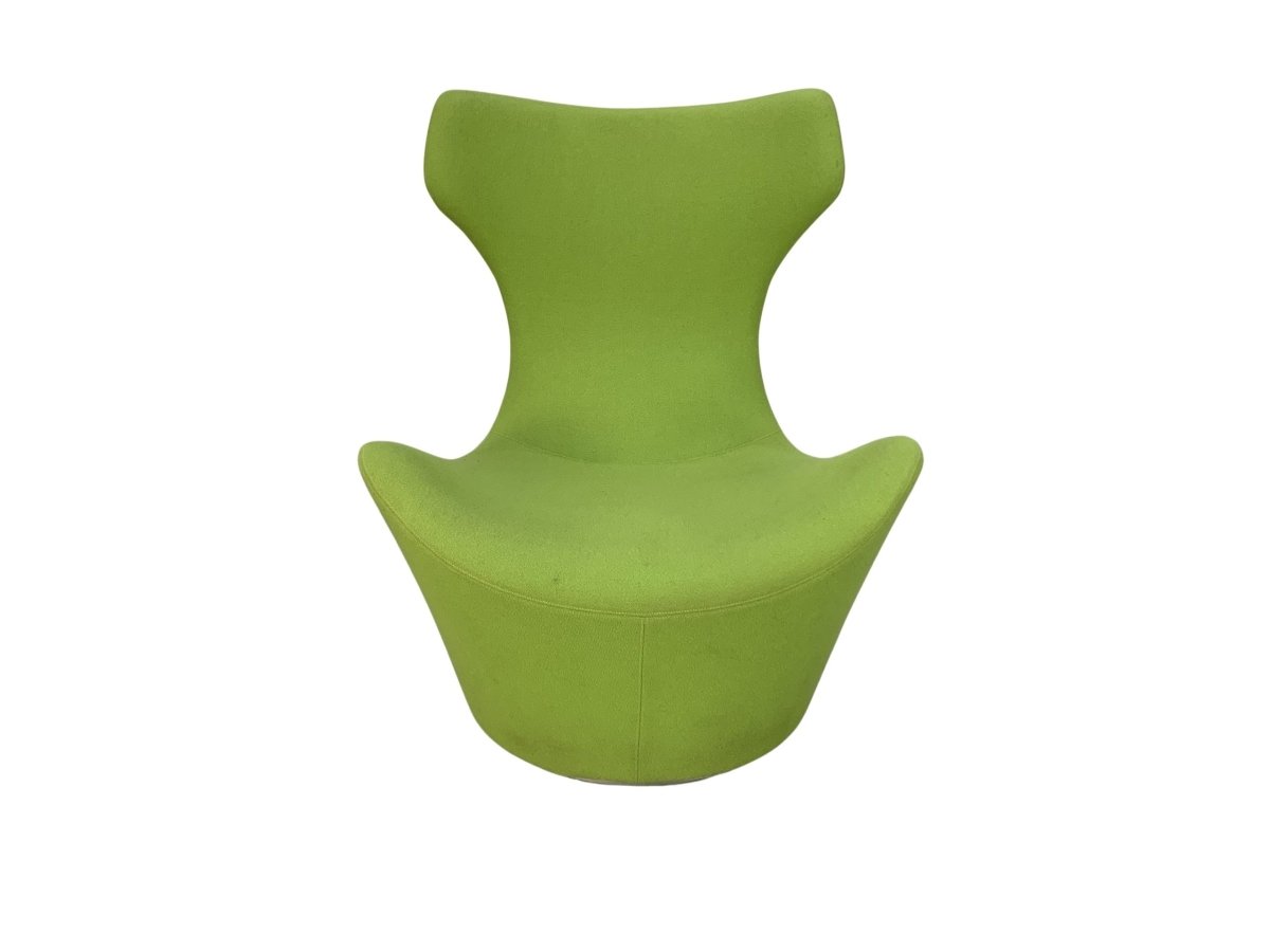 B&B Italia Grande Papilio Armchair - In Green Ego Wool @ REHAUS