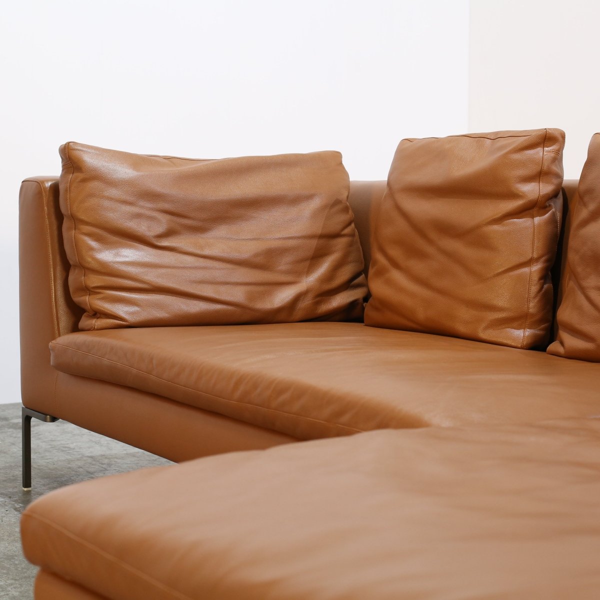 B&B Italia Leather Charles Chaise Longue Sofa by Antonio Citterio @ REHAUS