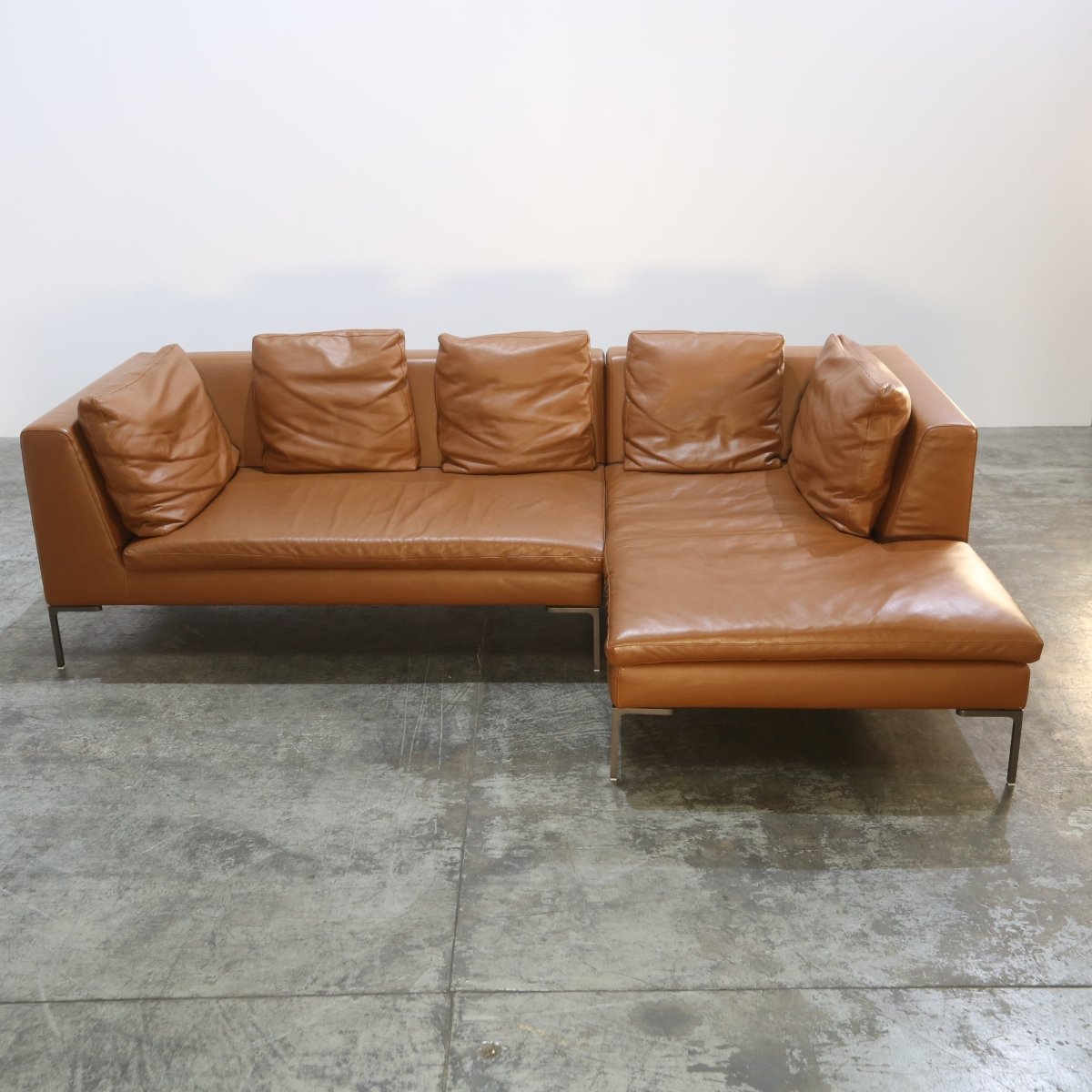 B&B Italia Leather Charles Chaise Longue Sofa by Antonio Citterio @ REHAUS