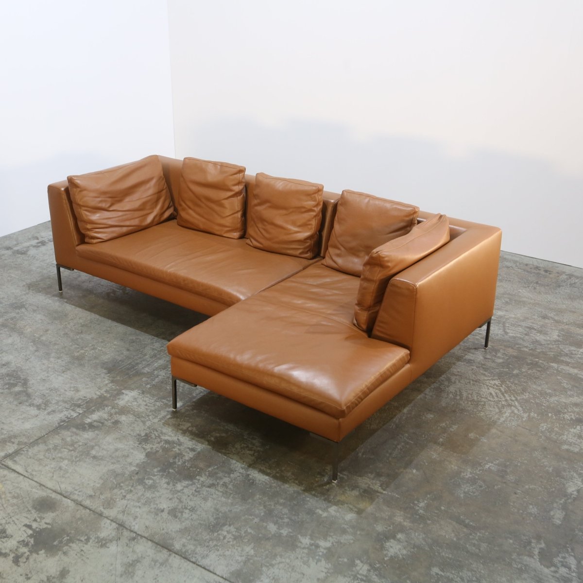 B&B Italia Leather Charles Chaise Longue Sofa by Antonio Citterio @ REHAUS