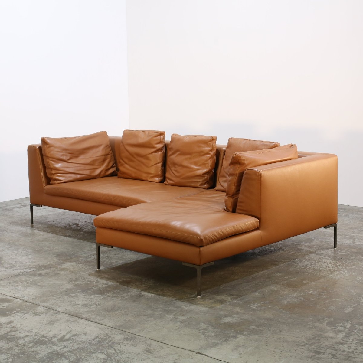 B&B Italia Leather Charles Chaise Longue Sofa by Antonio Citterio @ REHAUS