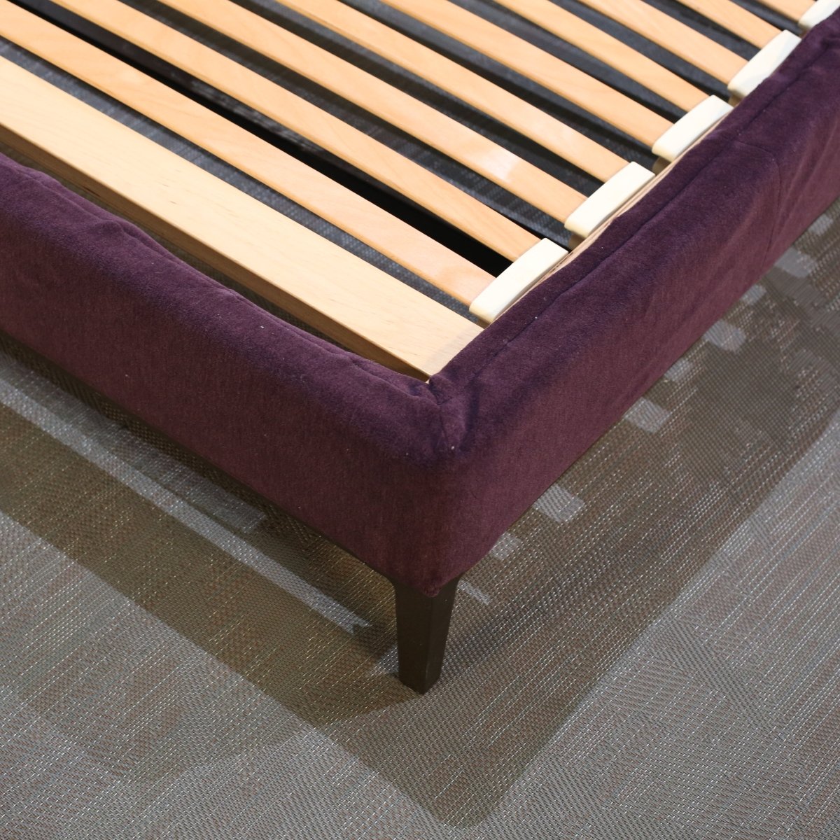 B&B Italia Lucrezia Bed & Erik Headboard by Antonio Citterio @ REHAUS