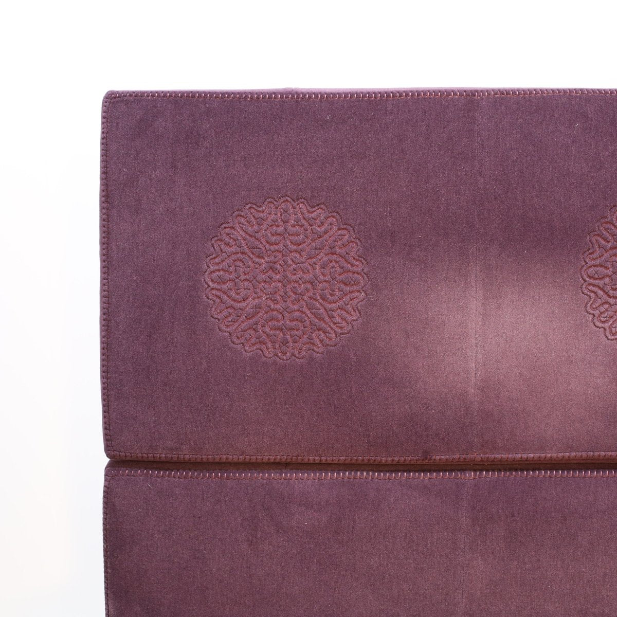 B&B Italia Lucrezia Bed & Erik Headboard by Antonio Citterio @ REHAUS