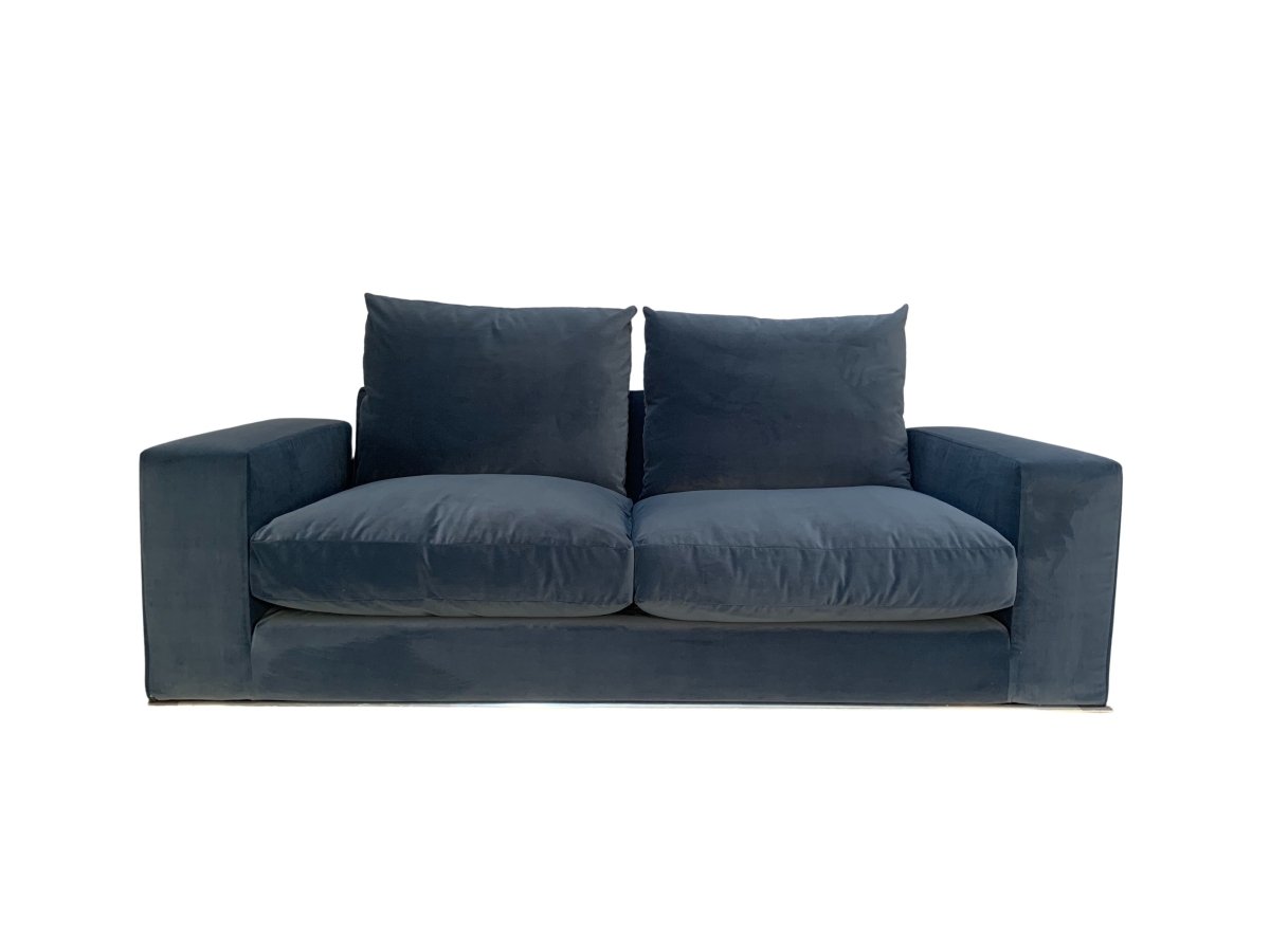 B&B Italia Marcel 2.5 - Seat Sofa - In Blue Velvet @ REHAUS