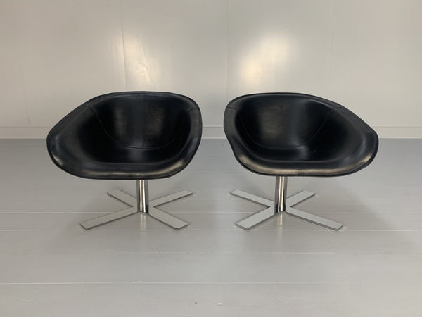 B&B Italia Mart Swivel Armchairs - In Black Pelle Leather and Metal, Set of 2 @ REHAUS