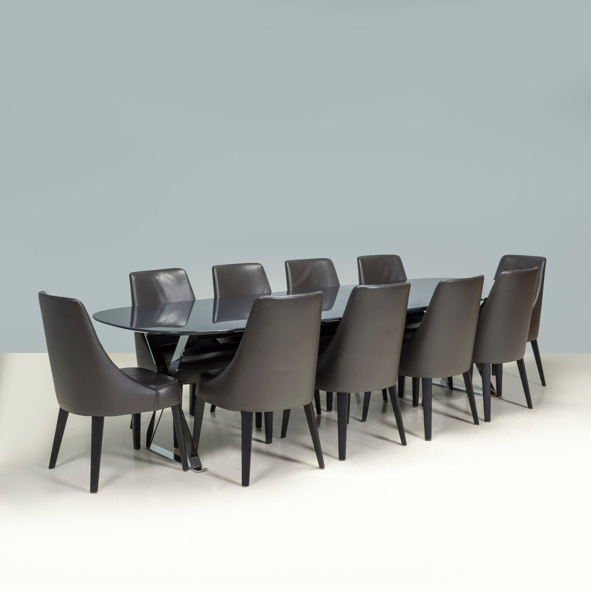 B&B Italia Maxalto by Antonio Citterio Pathos Elliptic Anthracite Dining Table - REHAUS - Antonio Citterio