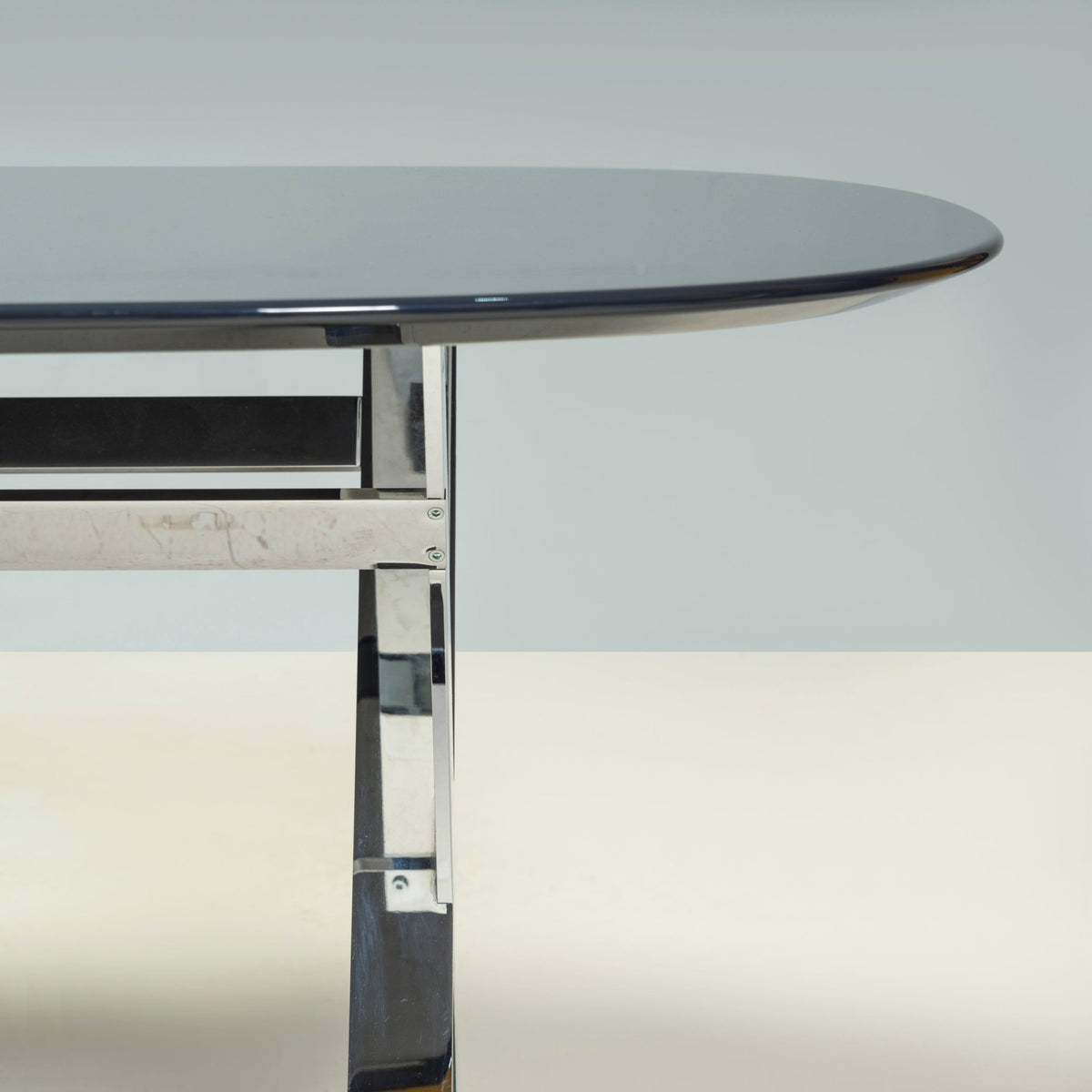 B&B Italia Maxalto by Antonio Citterio Pathos Elliptic Anthracite Dining Table - REHAUS - Antonio Citterio