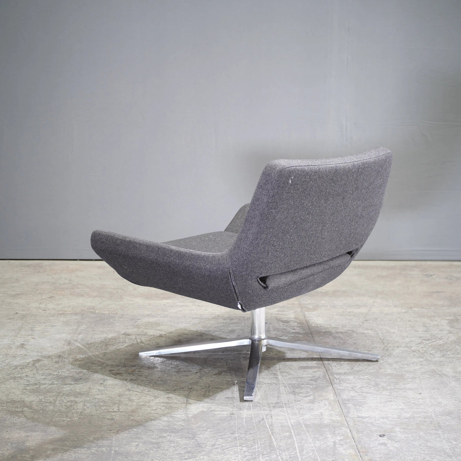 B&B Italia Metropolitan Armchair by Jeffrey Bernett with Charcoal Grey Fabric Upholstery - REHAUS - B&B Italia