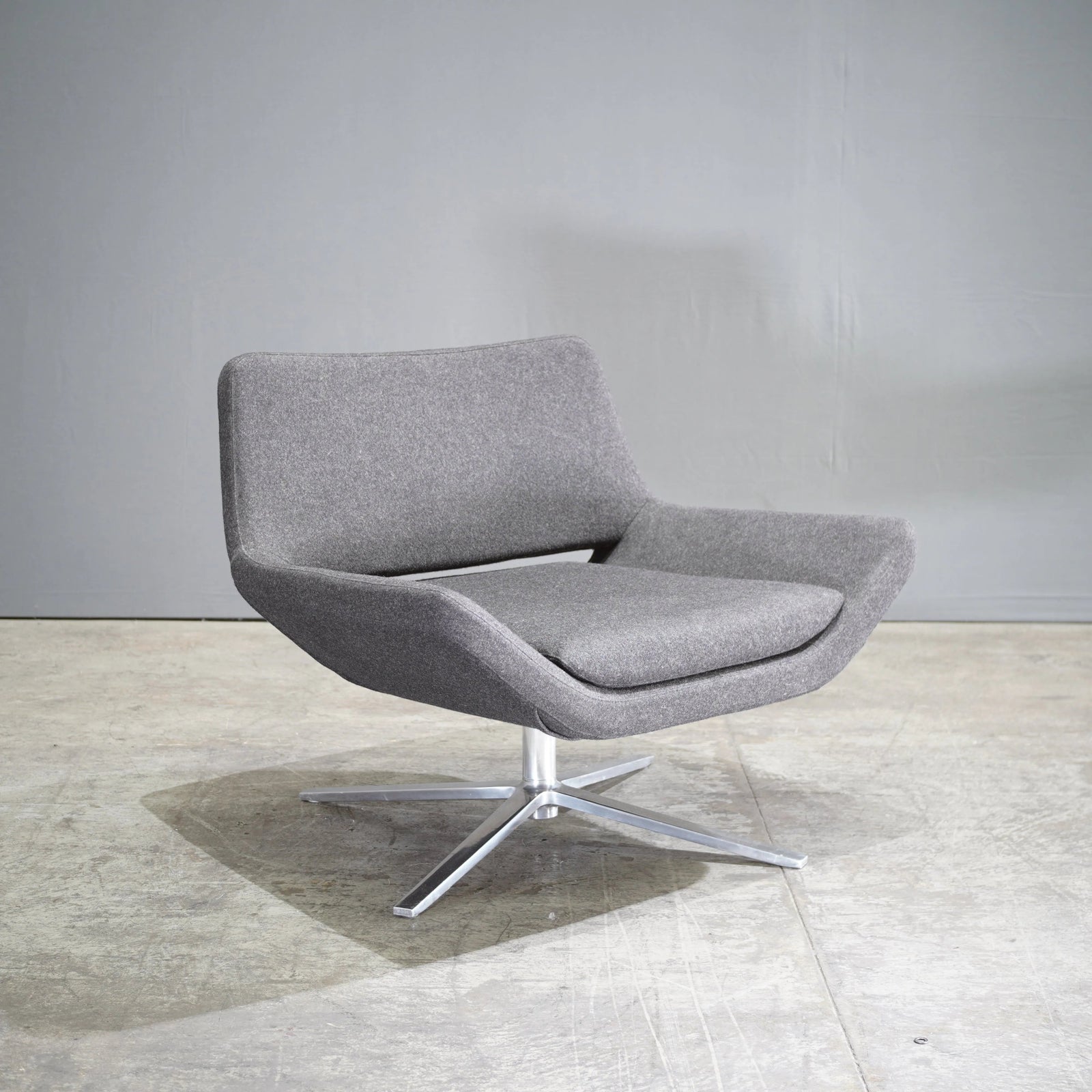 B&B Italia Metropolitan Armchair by Jeffrey Bernett with Charcoal Grey Fabric Upholstery - REHAUS - B&B Italia