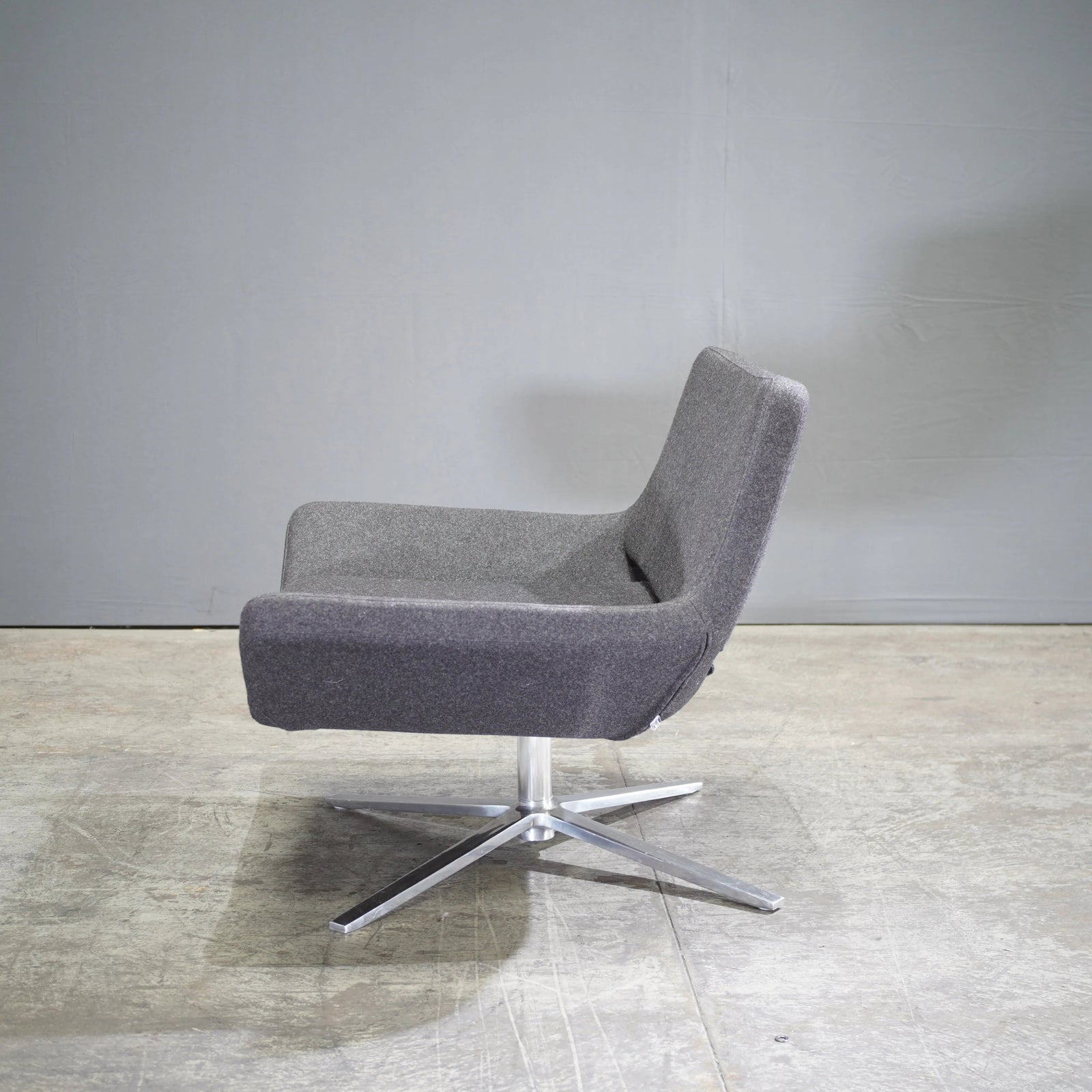 B&B Italia Metropolitan Armchair by Jeffrey Bernett with Charcoal Grey Fabric Upholstery - REHAUS - B&B Italia