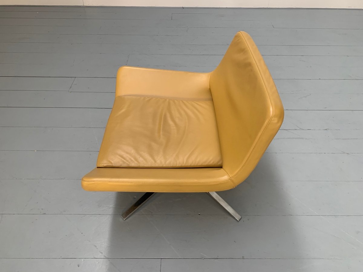 B&B Italia Metropolitan ME84 Armchair - In Tan Gamma Leather @ REHAUS