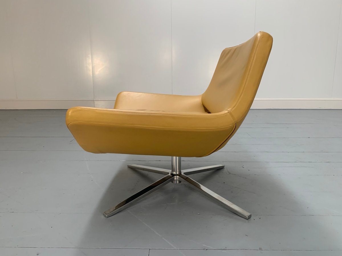 B&B Italia Metropolitan ME84 Armchairs - In Tan Gamma Leather, Set of 4 @ REHAUS