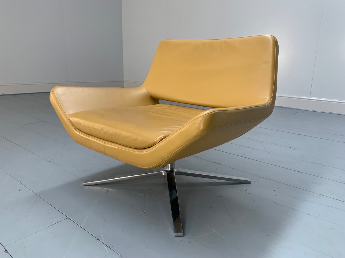 B&B Italia Metropolitan ME84 Armchairs - In Tan Gamma Leather, Set of 4 @ REHAUS