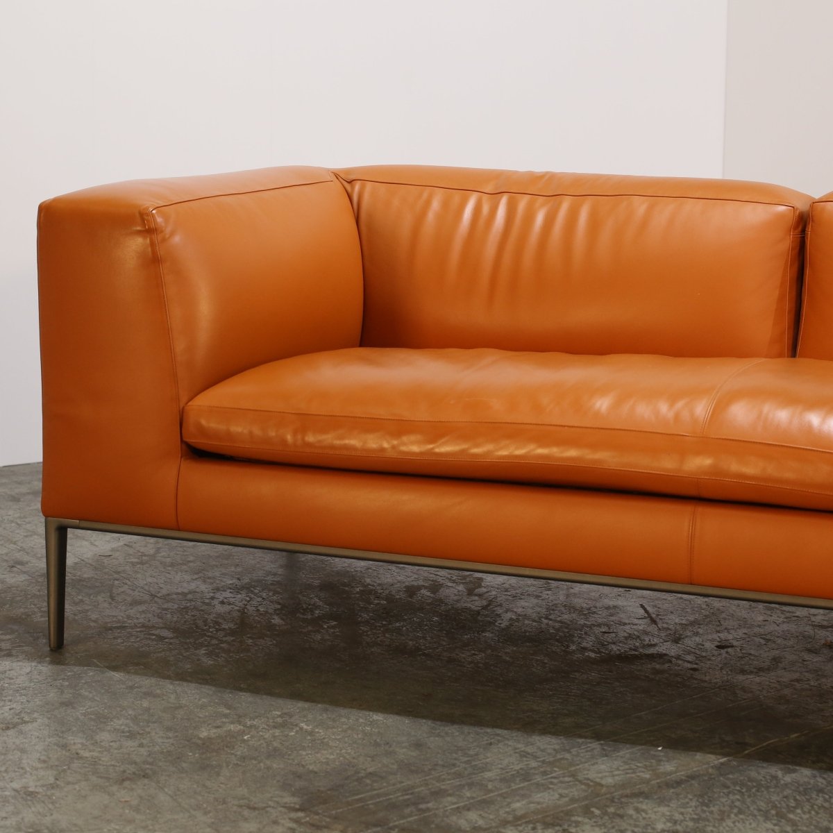 B&B Italia Orange Leather Michel Sofa by Antonio Citterio @ REHAUS