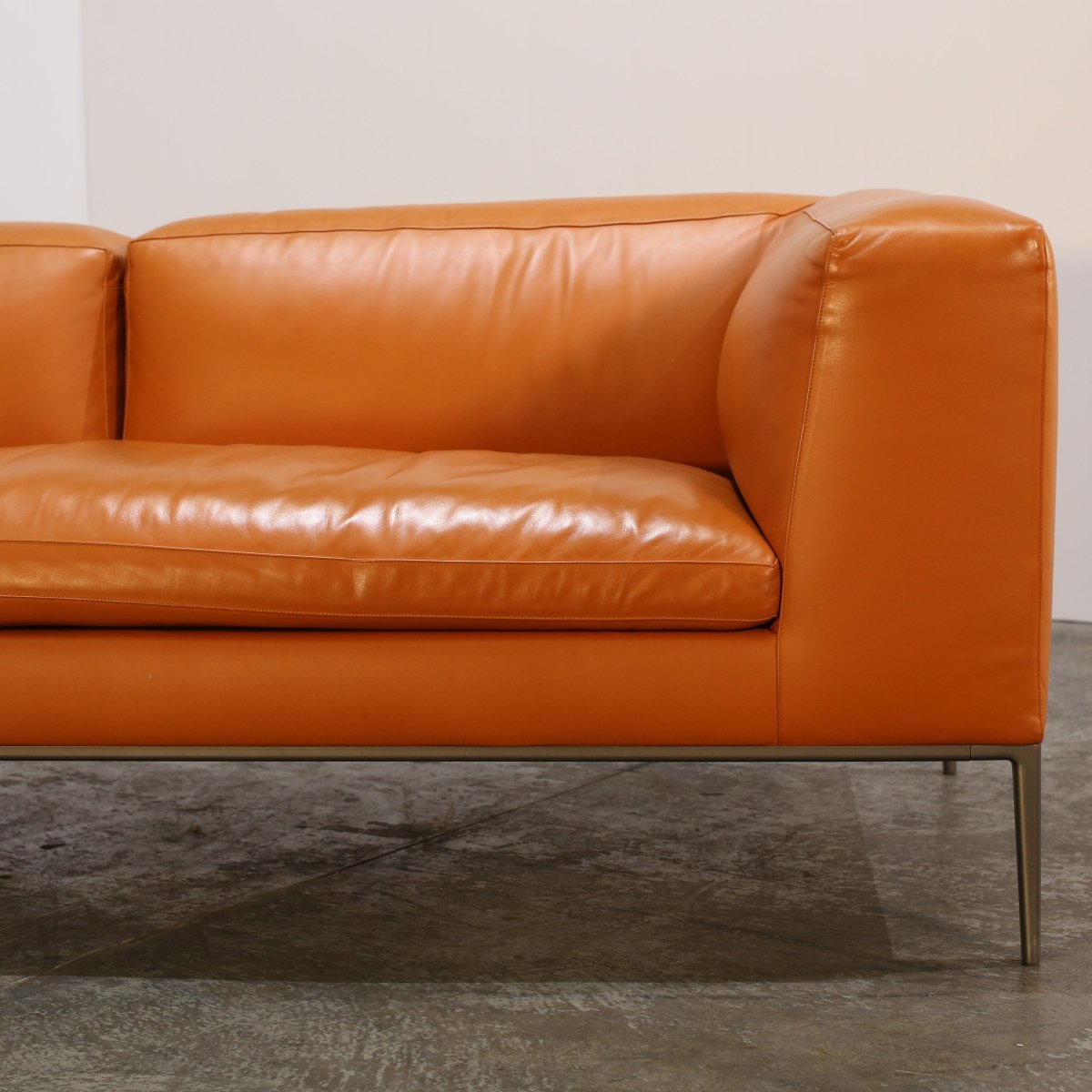 B&B Italia Orange Leather Michel Sofa by Antonio Citterio @ REHAUS