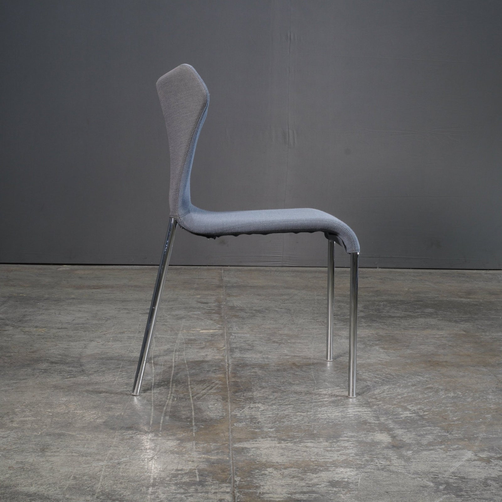 B&B Italia Papilio Gray Dining Chair by Naoto Fukasawa @ REHAUS