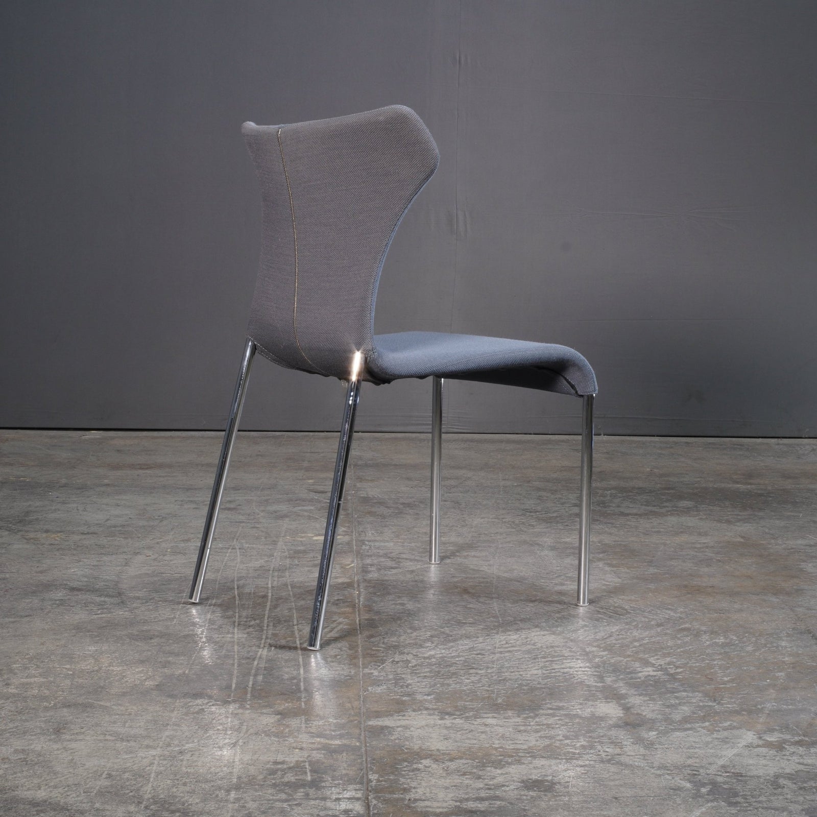 B&B Italia Papilio Gray Dining Chair by Naoto Fukasawa @ REHAUS