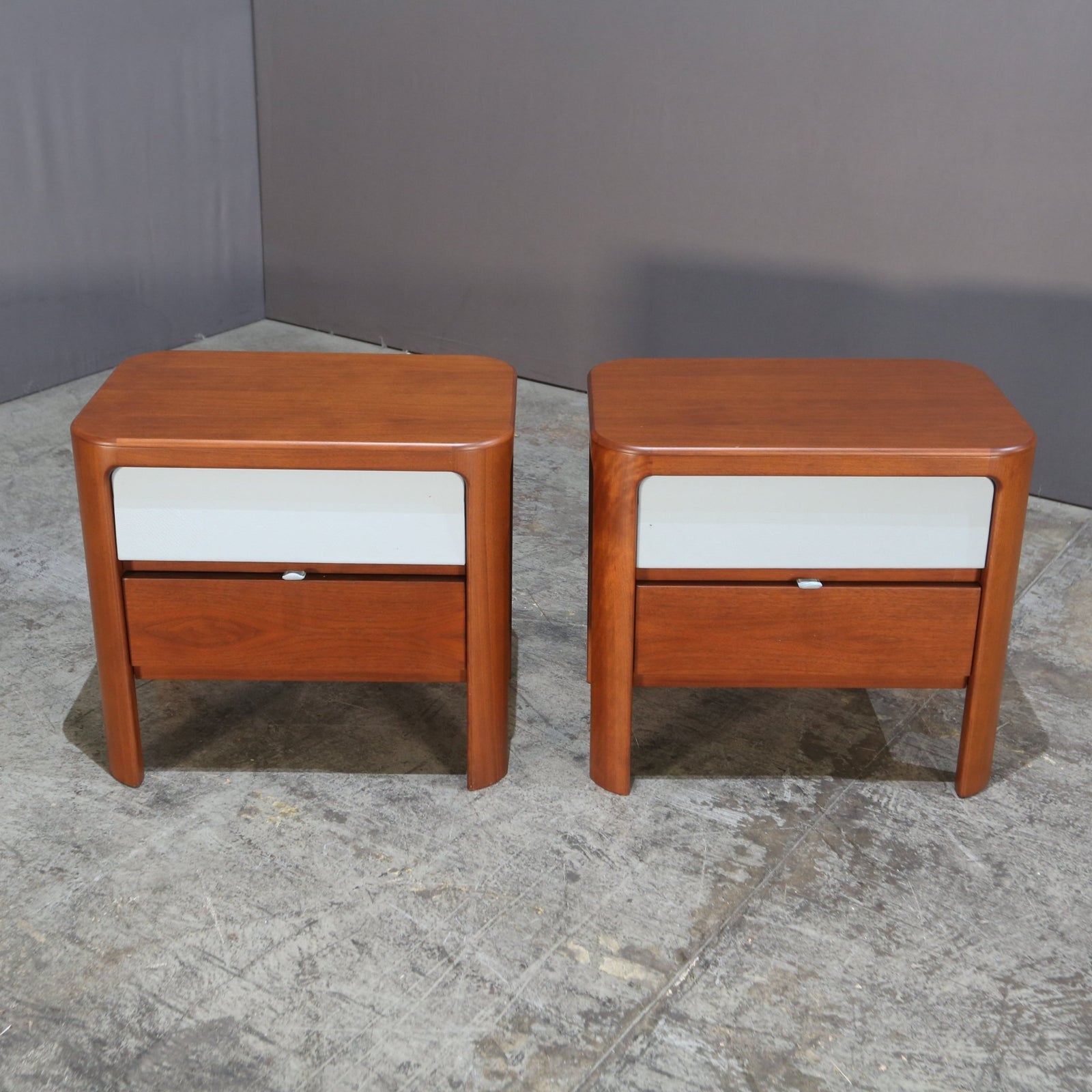 Bedside Table by Giorgetti @ REHAUS