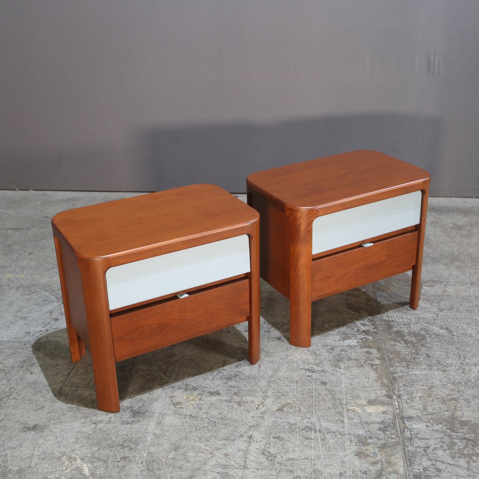 Bedside Table by Giorgetti @ REHAUS