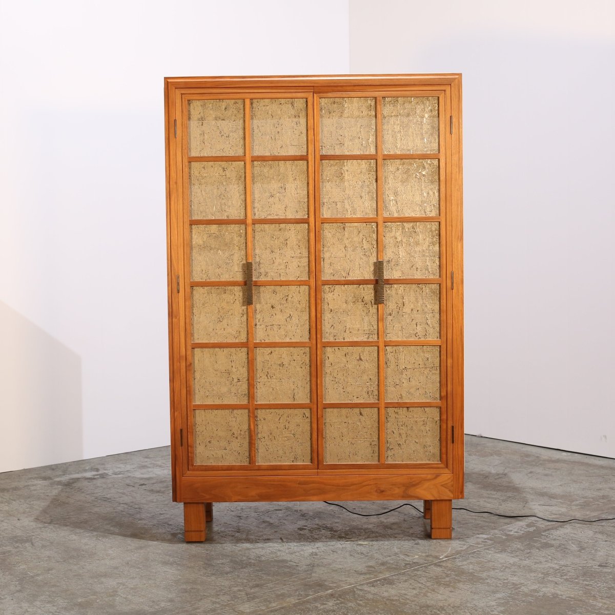 Bespoke Wooden Drinks Cabinet @ REHAUS