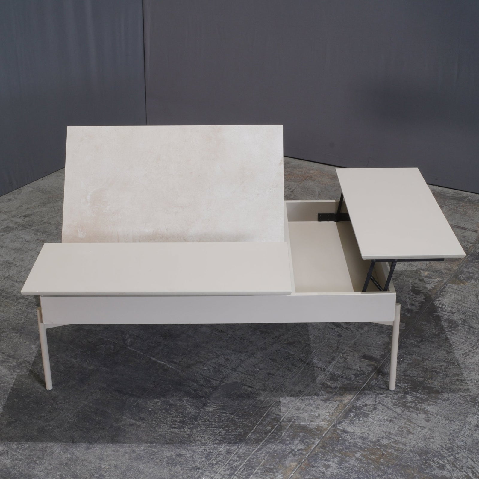 BoConcept Chiva Functional Coffee Table by Morten Georgsen - REHAUS - BoConcept