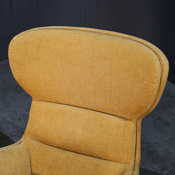 BoConcept Corduroy Yellow Chair with Swivel Function @ REHAUS
