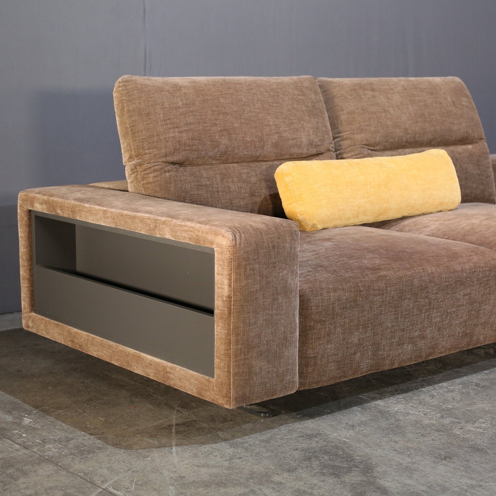 BoConcept Large Modular Sofa with Adjustable Back and Storage Sections @ REHAUS