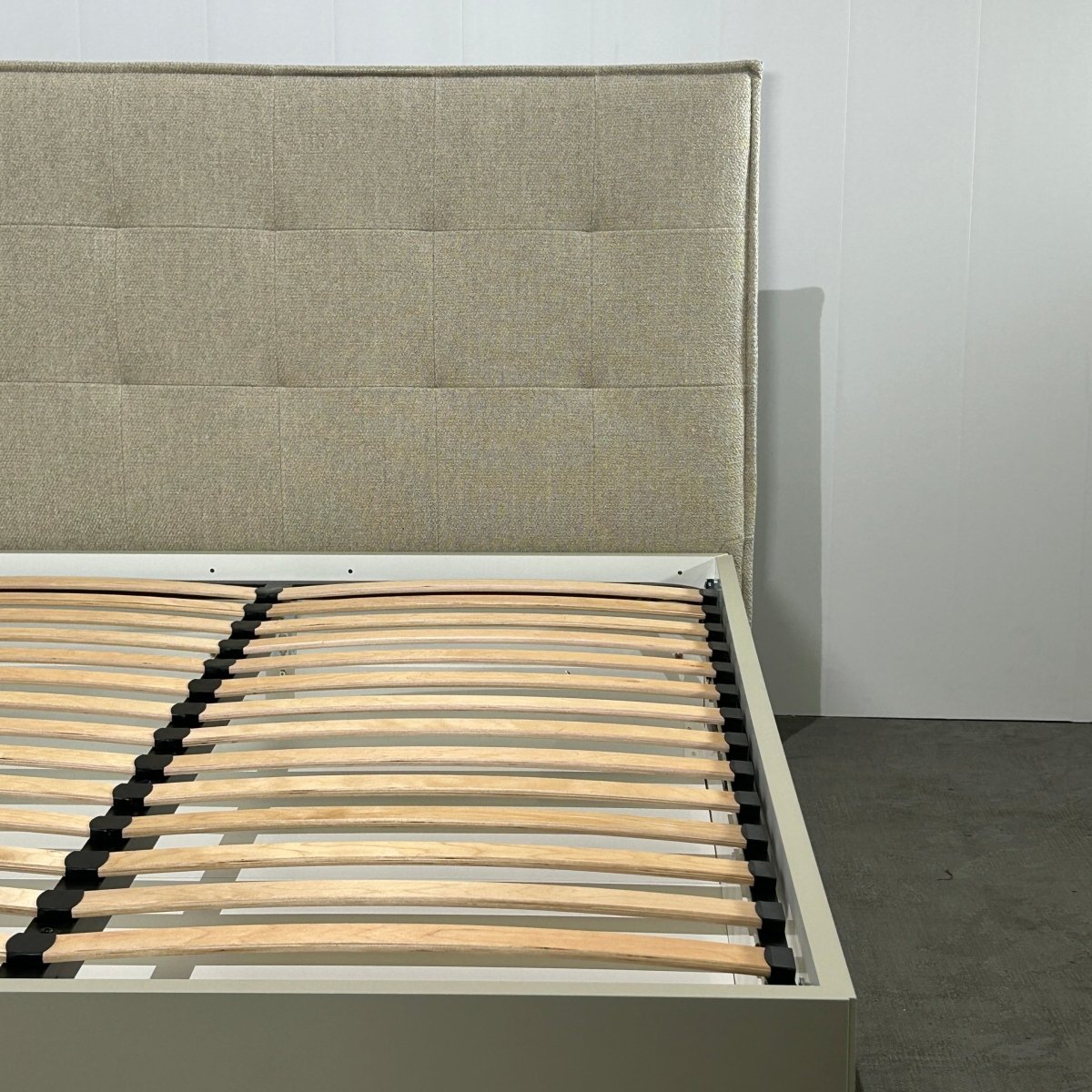 BoConcept Lugano Storage Bed @ REHAUS