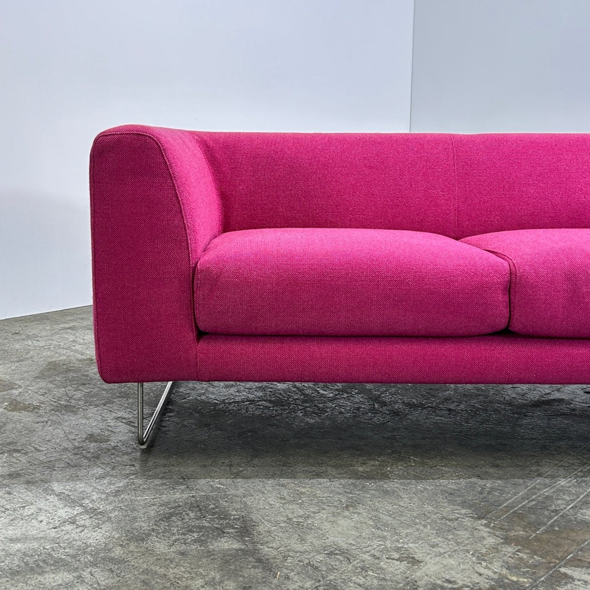 Cappellini Elan Sofa by Jasper Morrison @ REHAUS