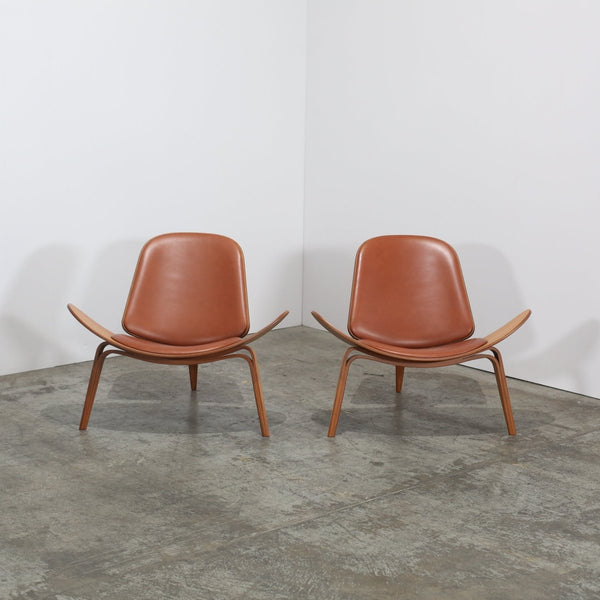Carl Hansen CH07 Shell Chairs, Set of Two @ REHAUS