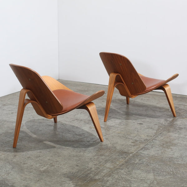Carl Hansen CH07 Shell Chairs, Set of Two @ REHAUS