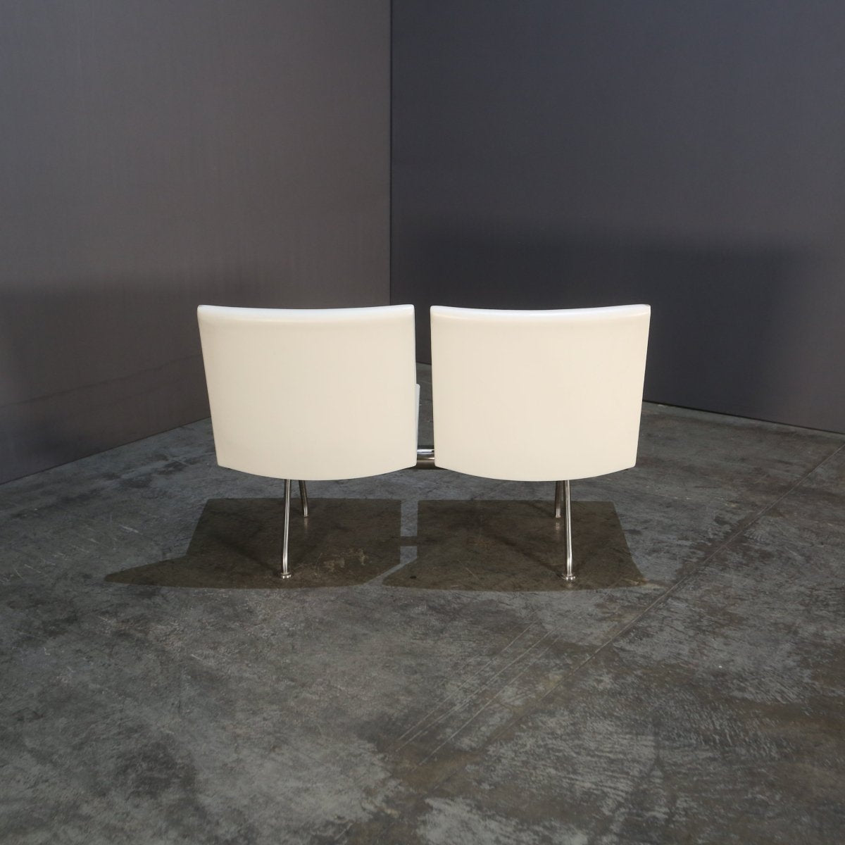 Carl Hansen & Son CH402 Two - Seater Kastrup Sofa by Hans Wegner @ REHAUS
