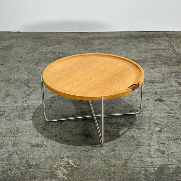 Carl Hansen & Son CH417 Tray Table by Hans J. Wegner @ REHAUS